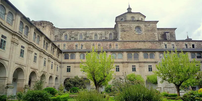 Monasterio de Samos.