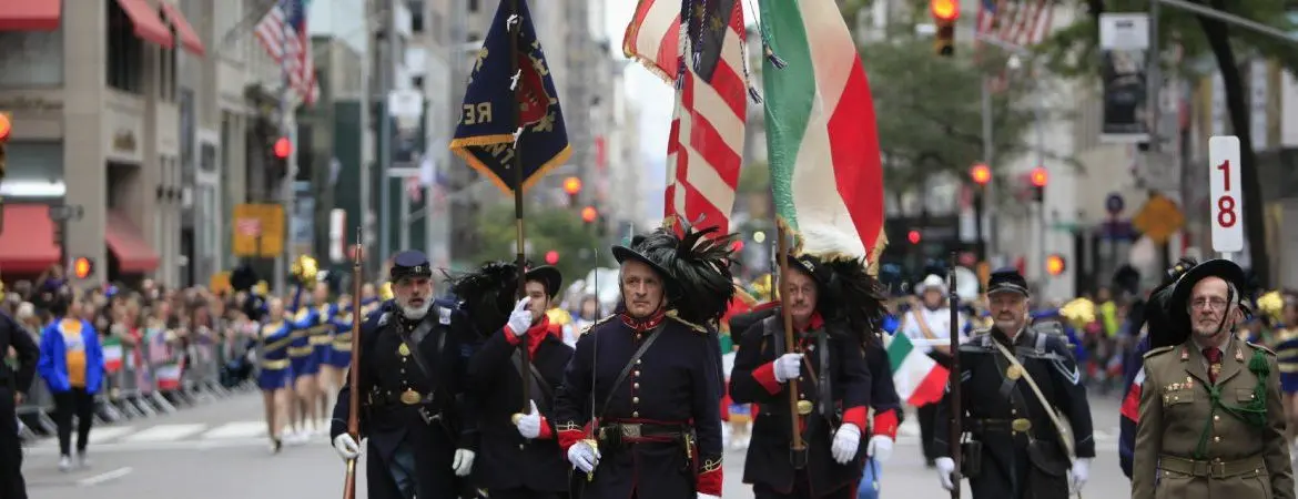 Défilé du Columbus Day sur la Cinquième Avenue. | Shutterstock