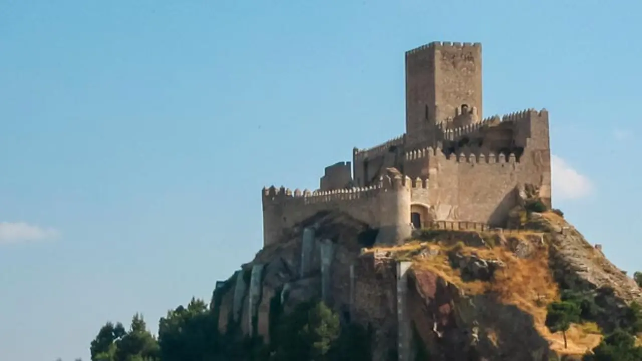 Dónde dormir en Almansa