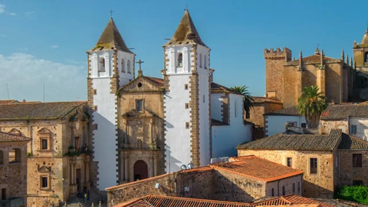 Dónde dormir en Cáceres