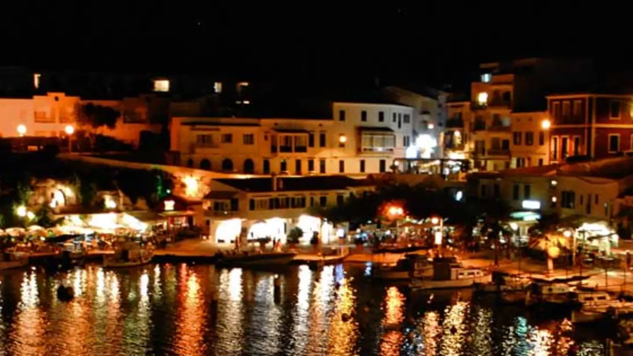 Dónde dormir en Es Castell