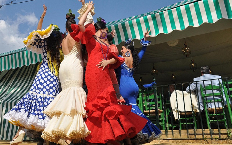 Danse dans la Féria d'avril de Séville