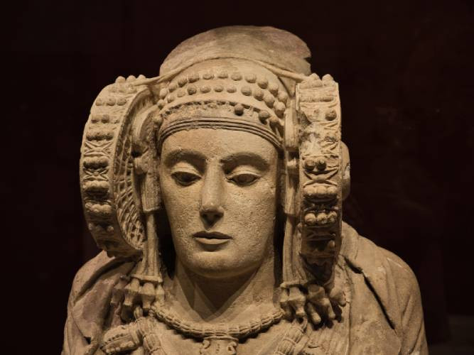 La Dama de Elche, actuellement au Musée Archéologique de Madrid