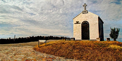 Ermita y Mirador del Espiritu Santo muros nalon