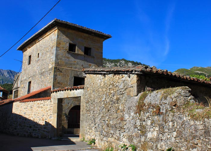 Palacio de Los Mestas y Cossío en Arenas de Cabrales