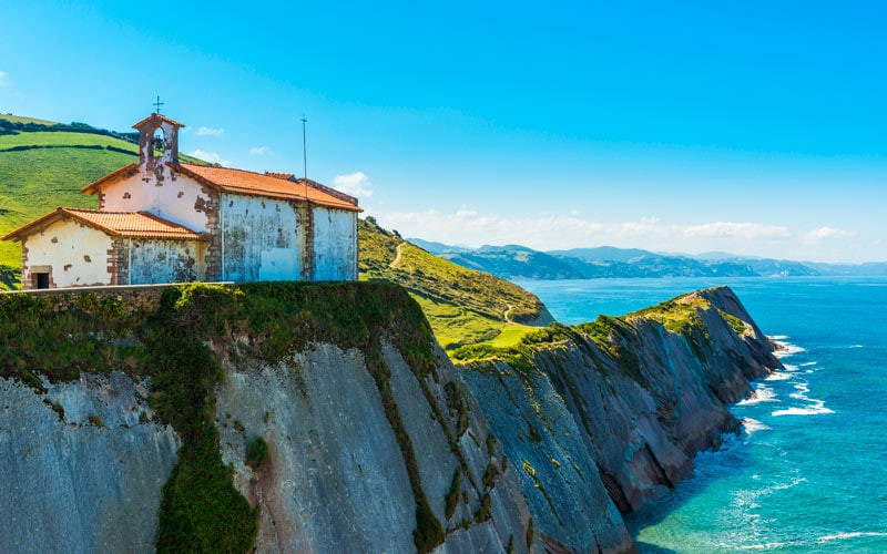 fotos de película; acantilados de euskadi