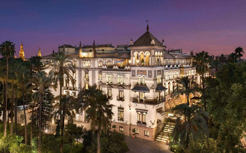 Extérieur de l’hôtel Alfonso XIII à Séville