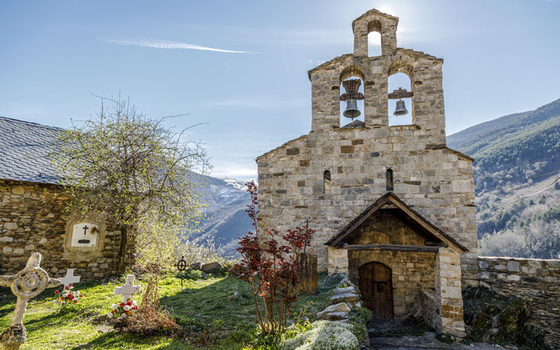 Église Santa María de Cardet