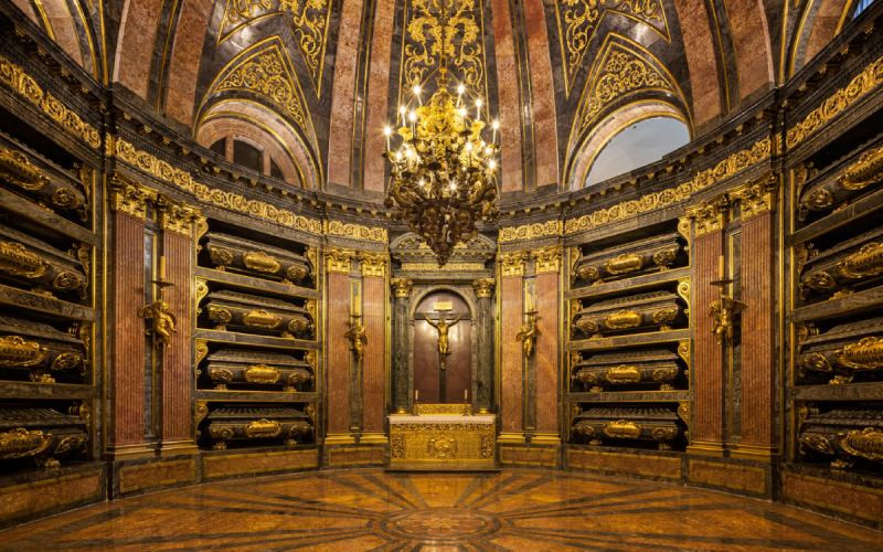 Panthéon Royal dans le monastère de San Lorenzo de El Escorial