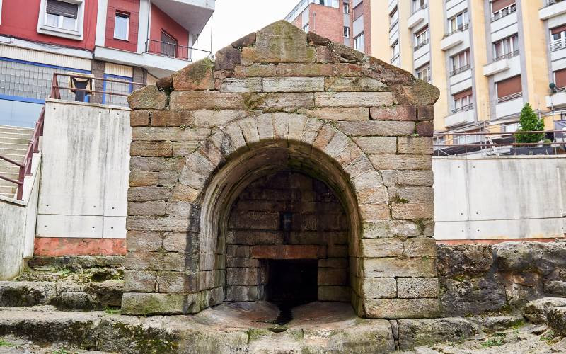 Fontaine de Foncalada à Oviedo