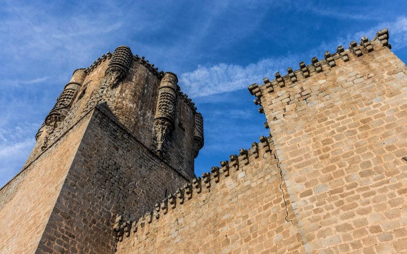 Vue du donjon de Belalcázar depuis le bas