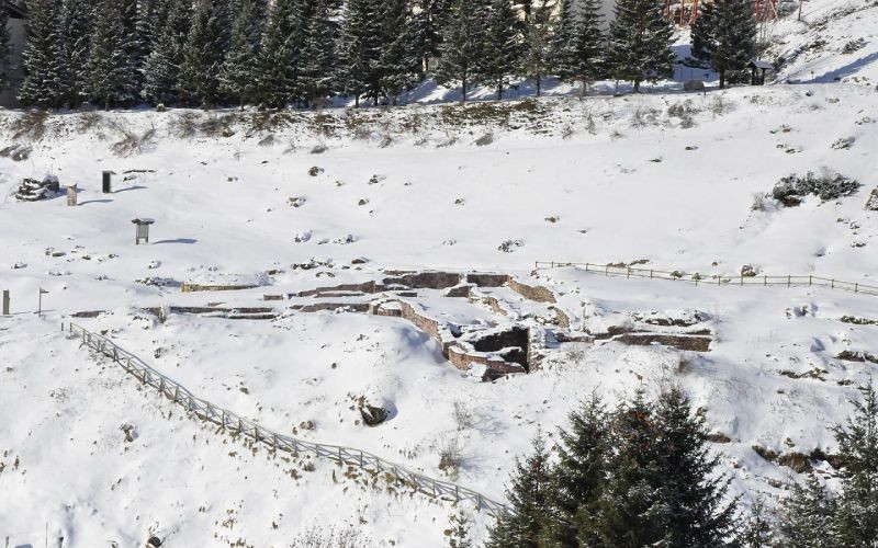 Ruines de Santa Cristina de Somport sous la neige