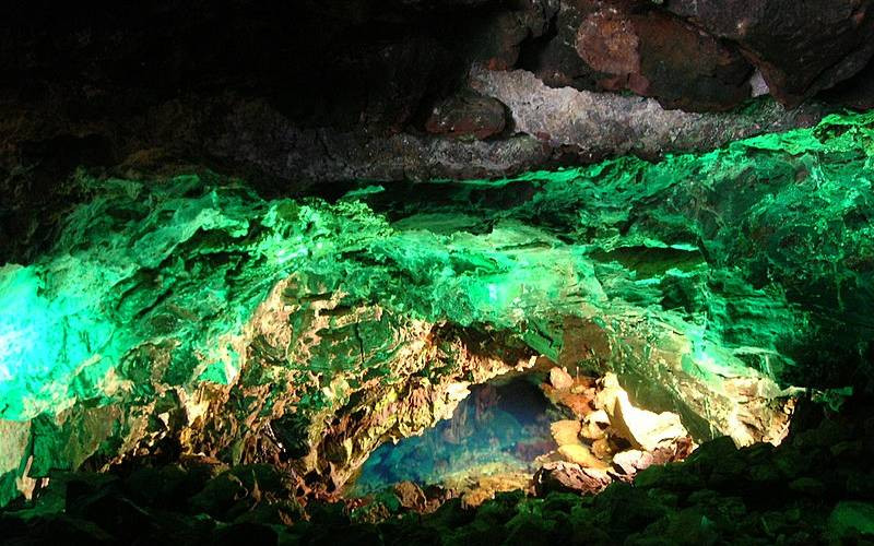 Une des entrées du tunnel de l'Atlantide