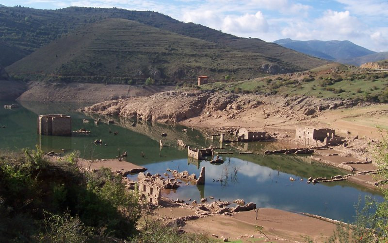 Ruines de ce qui est maintenant l'ancienne Mansilla de la Sierra