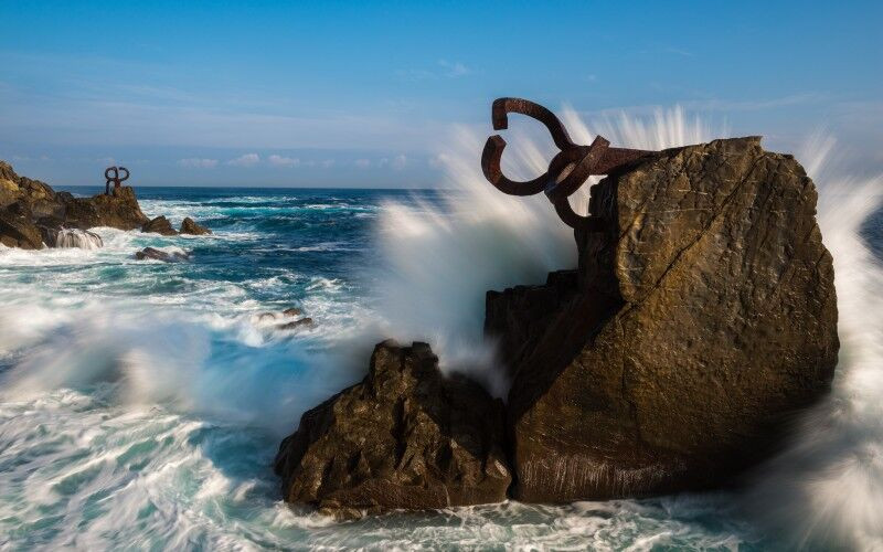 La sculpture du Peigne du vent d'Eduardo Chillida