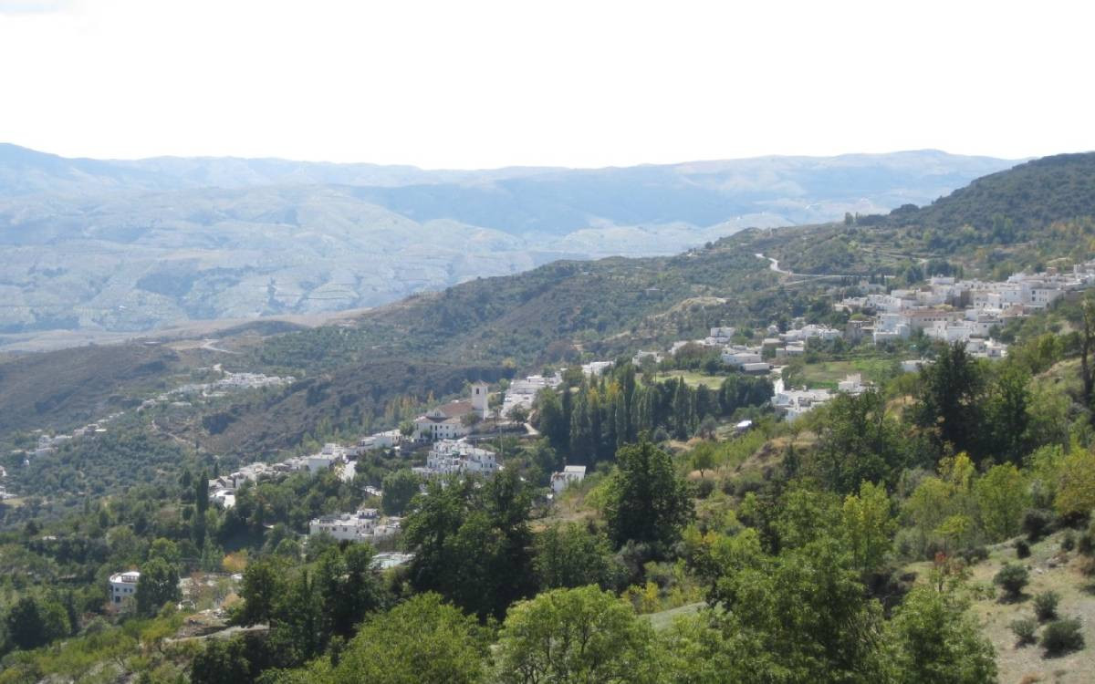 Mecina Bombarón dans la municipalité d'Alpujarra de la Sierra