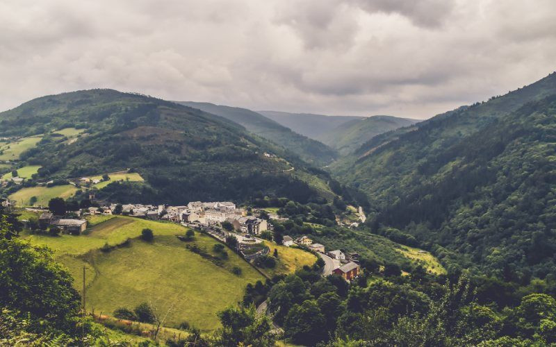 Vue panoramique de Taramundi, villages de montagne Espagne