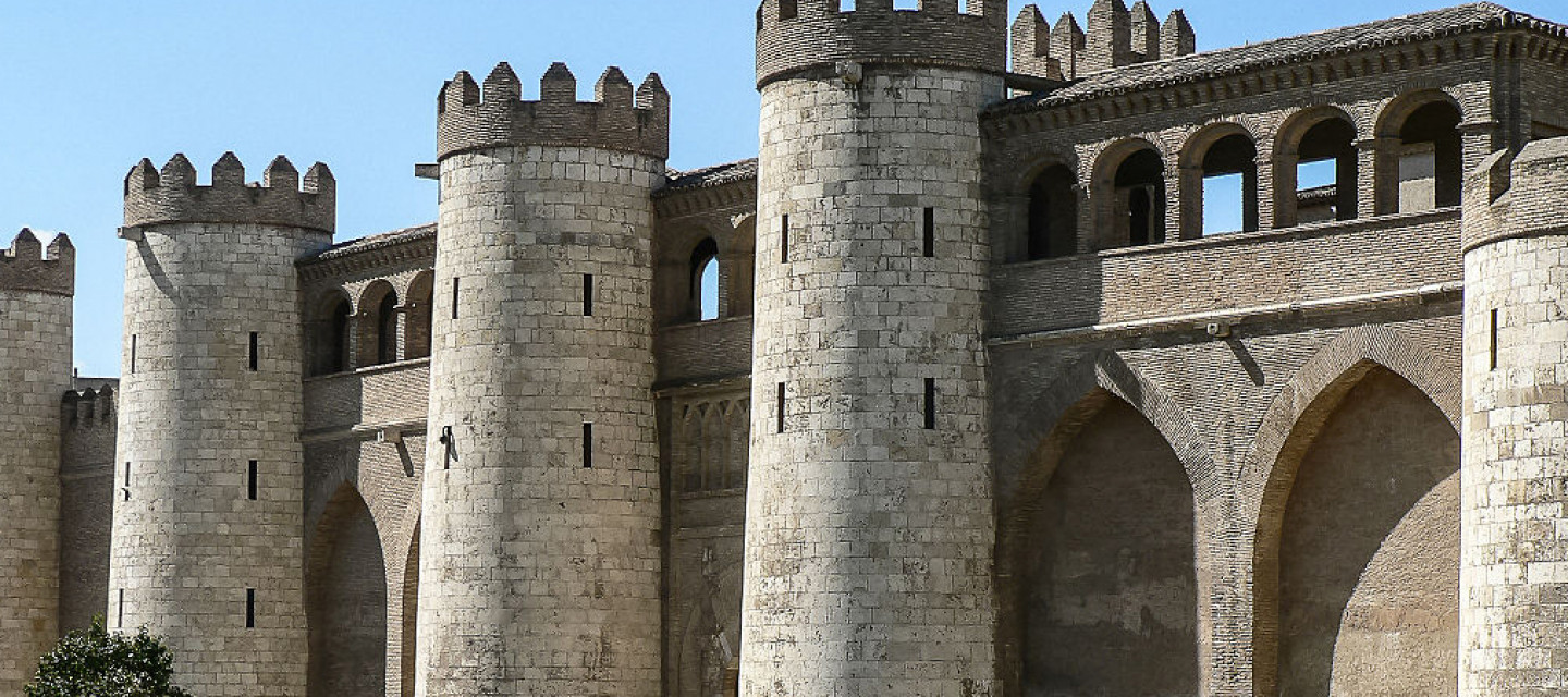 Panoramica arte monumentos aljaferiadezaragoza 1