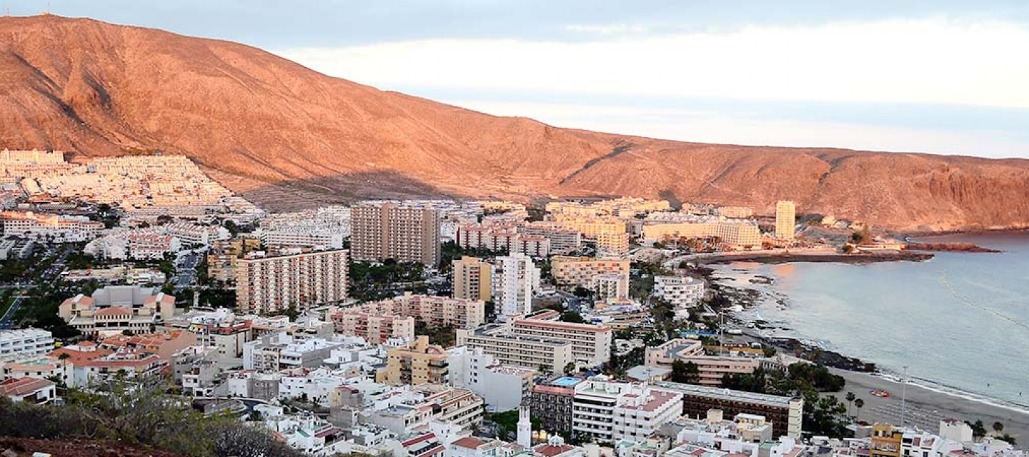 Panoramica cyd islascanarias tenerife loscristianos