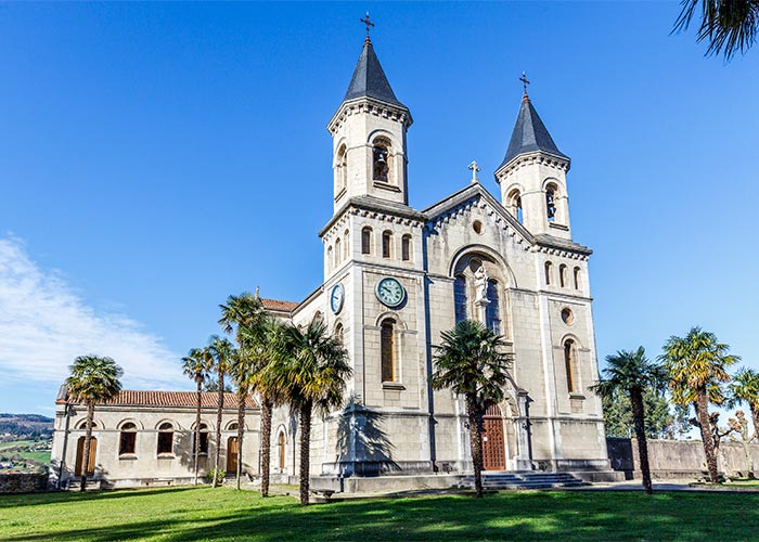 Église-panthéon Jesús Nazareno dans la Quinta de los Selgas