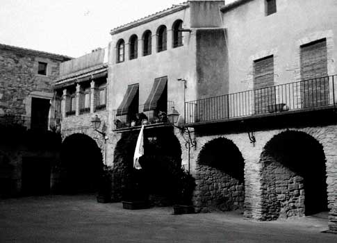 La Plaça de les Voltes au XIXe siècle