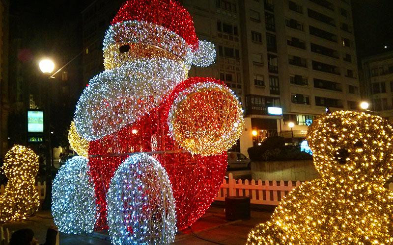 illuminations de Noël à Gijón.