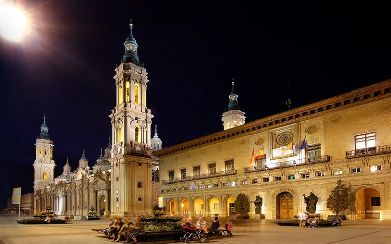 Place Notre-Dame du Pilier, Saragosse