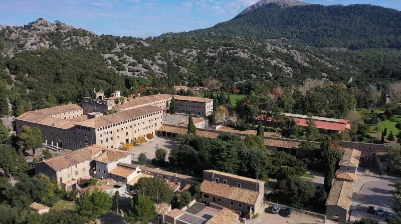 Vue panoramique du Monastère de Lluc