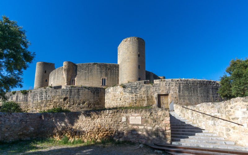 Vue extérieure du château de Bellver