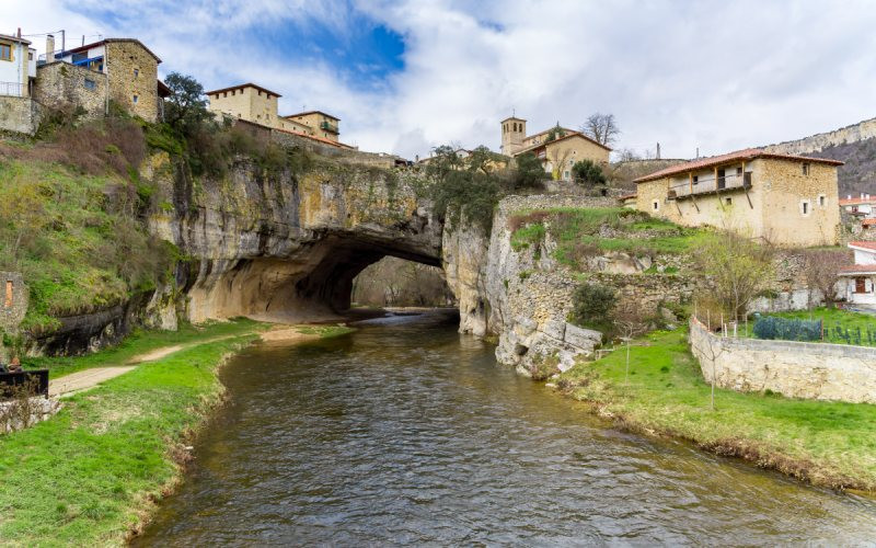 Vue du Pont de Dieu