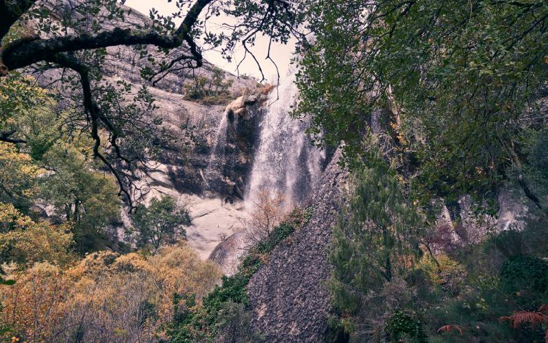 La cascade de la rivière Mea