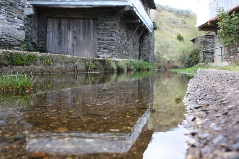 Rivière Camba à Campobecerros