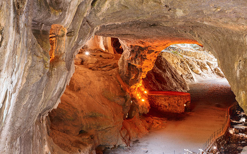 Grottes de Zugarramurdi où avaient lieu les assemblées des sorcières