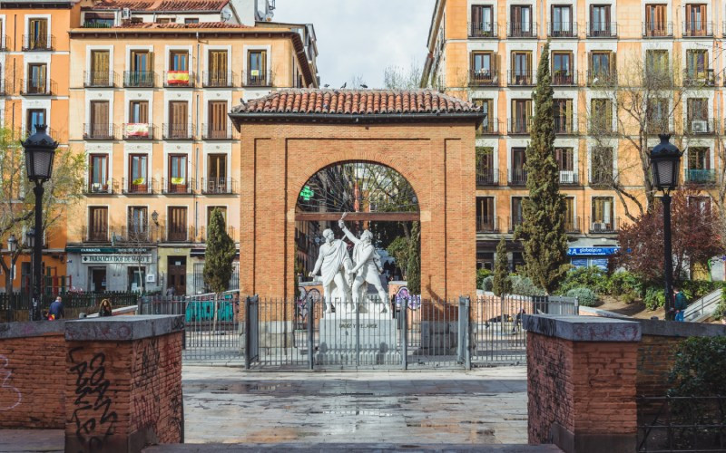 Plaza Dos de Mayo ou Place du Deux Mai