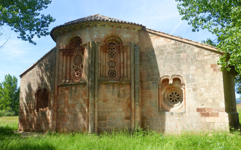 Église Santa Coloma d’Albendiego, image indiscutable de l’art roman mudéjar