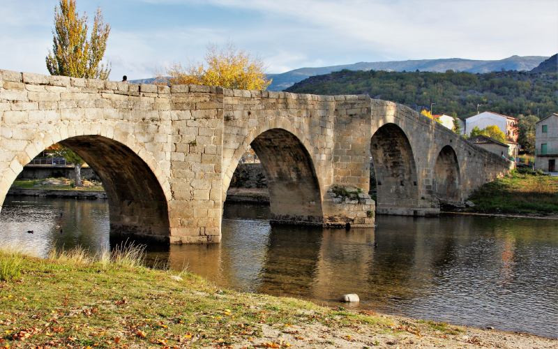 Le pont de Navaluenga