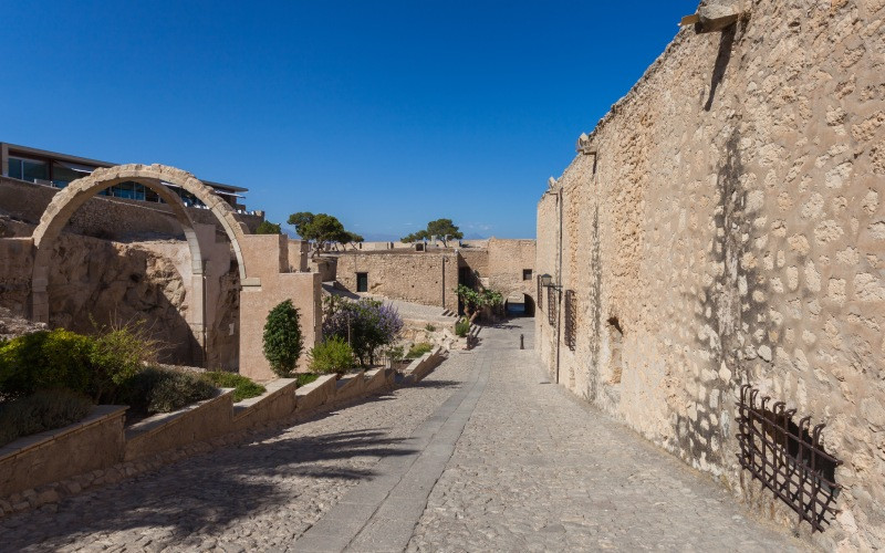 Une partie de l'intérieur du château de Santa Bárbara