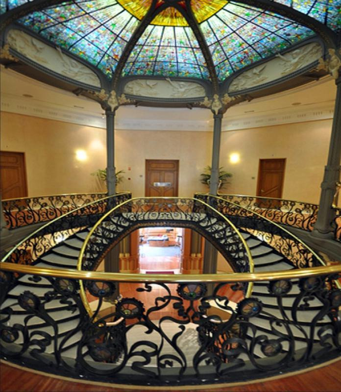 Escalier intérieur du Palais de Longoria