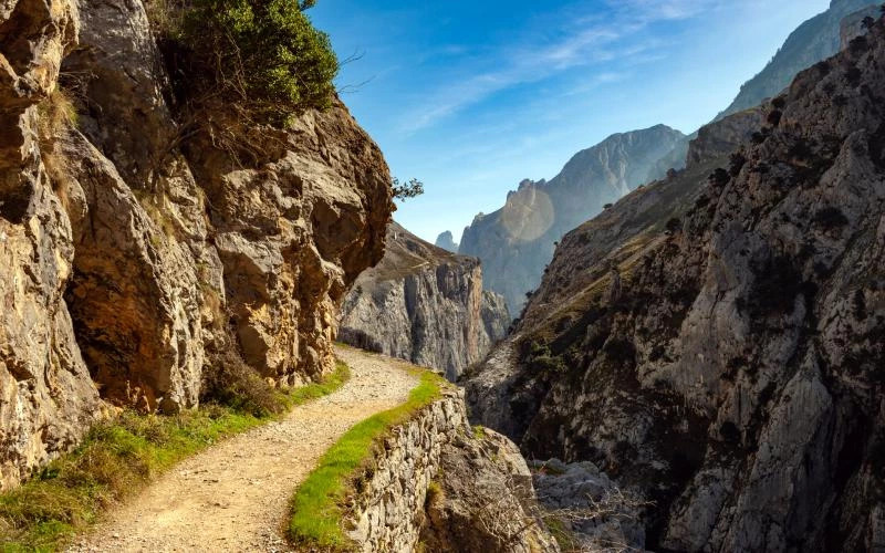 Passage de la route du Cares