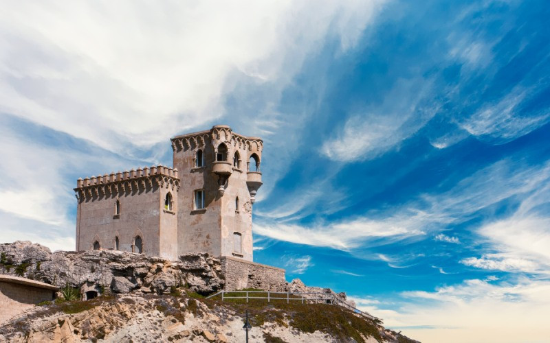 Le château de Santa Catalina devait être un phare