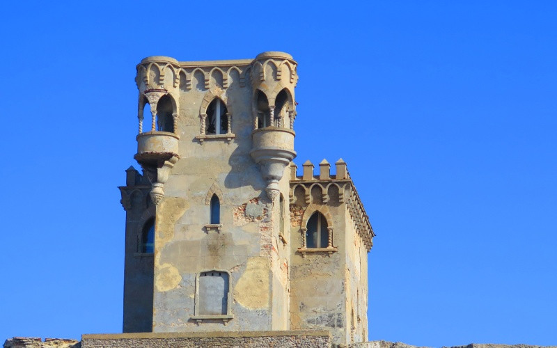 Tour de guet du château de Santa Catalina