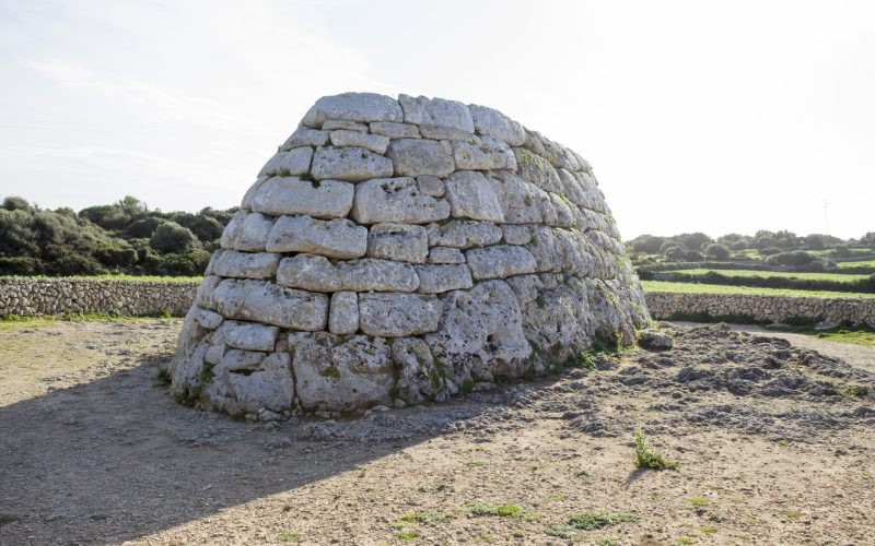 Naveta des Tudons en arrière