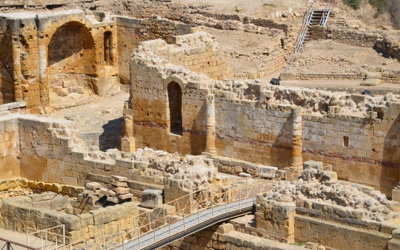 Une vue rapprochée de l'amphithéâtre romain