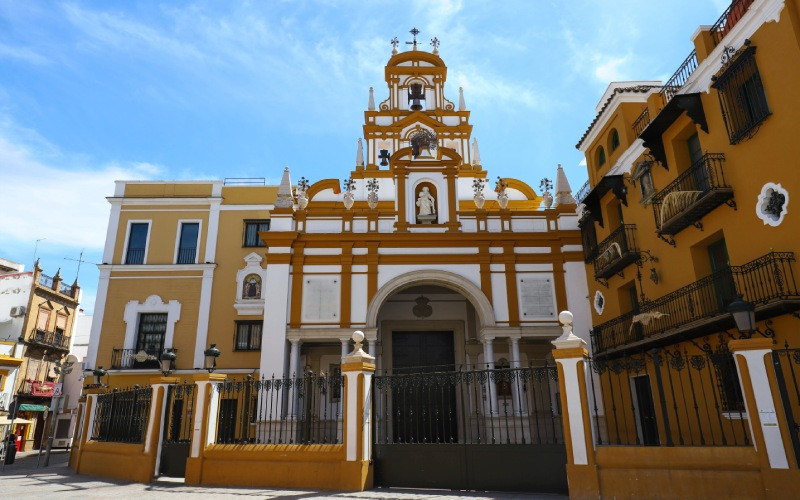 Image frontale de la Basilique de la Macarena, Séville