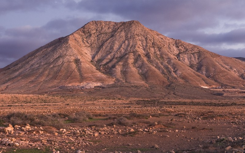 La montagne Tindaya à Fuerteventura