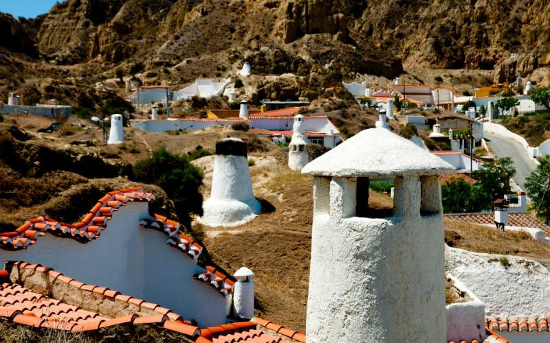 Cheminées des maisons troglodytes de Guadix