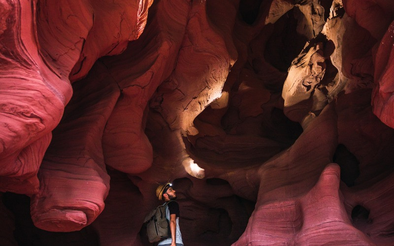 Grottes de Can Riera à la tombée de la nuit