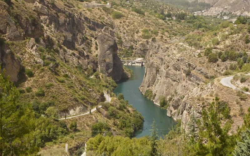 Rivière Genil dans la Sierra de Güéjar