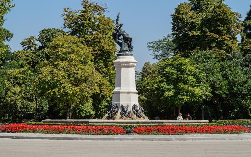 Fontaine de l'ange déchu à Madrid