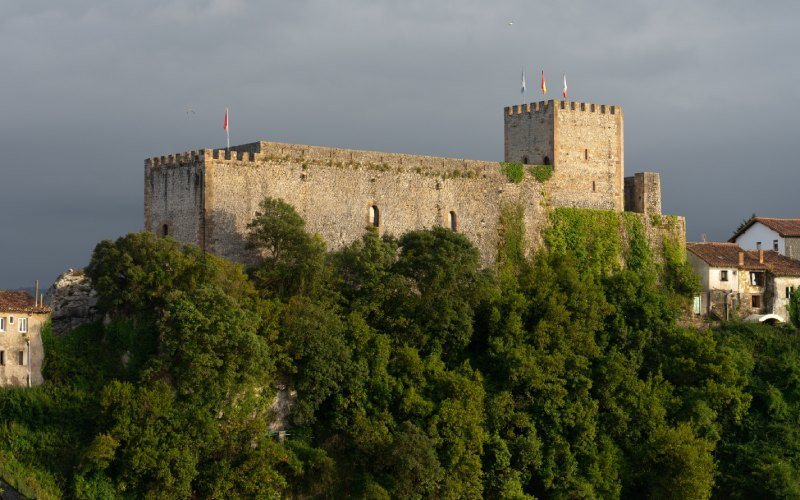 Le château du roi était petit mais puissant